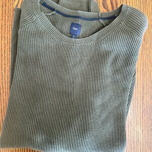 GAP Men’s ribbed sweater Size: XL